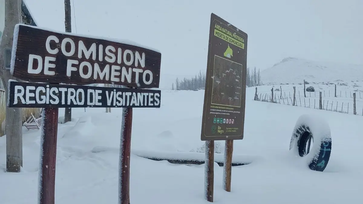Accidentado en medio de la nevada pidió ayuda desde un punto SOS entre El Caín y Maquinchao