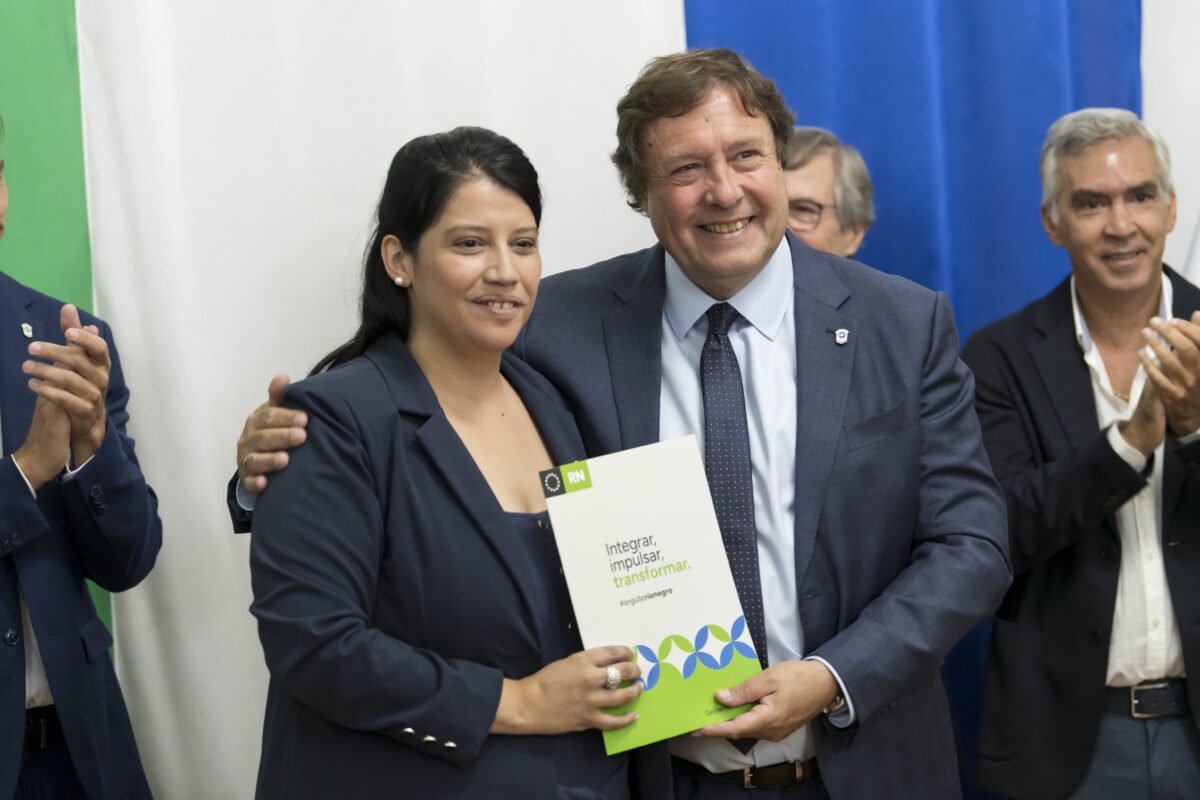 Almonacid cuestionó el funcionamiento de la Defensoría del Pueblo y pidió revisar su rol en la Carta Orgánica