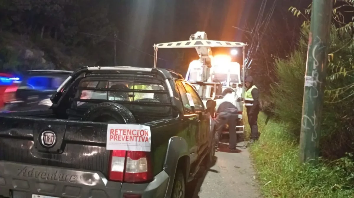Amplio operativo policial en el oeste de Bariloche: 63 identificaciones y dos vehículos retenidos
