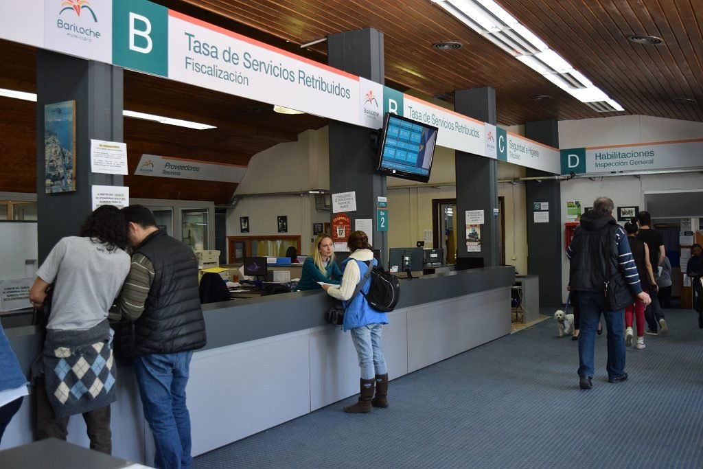 Aumentaron las habilitaciones comerciales en Bariloche, pero también crecieron los cierres