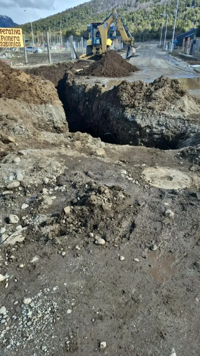Avanzan las obras de un nuevo pluvial que conectará Cerro Lindo con Frutillar Norte