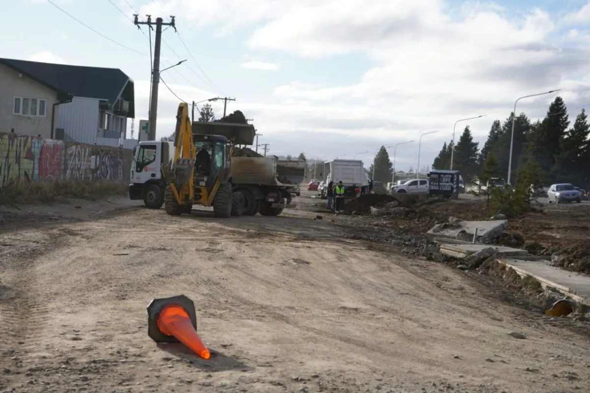 Avanzan obras pluviales en Juan Herman y Peulla previo a pavimentación de Colectora Sur