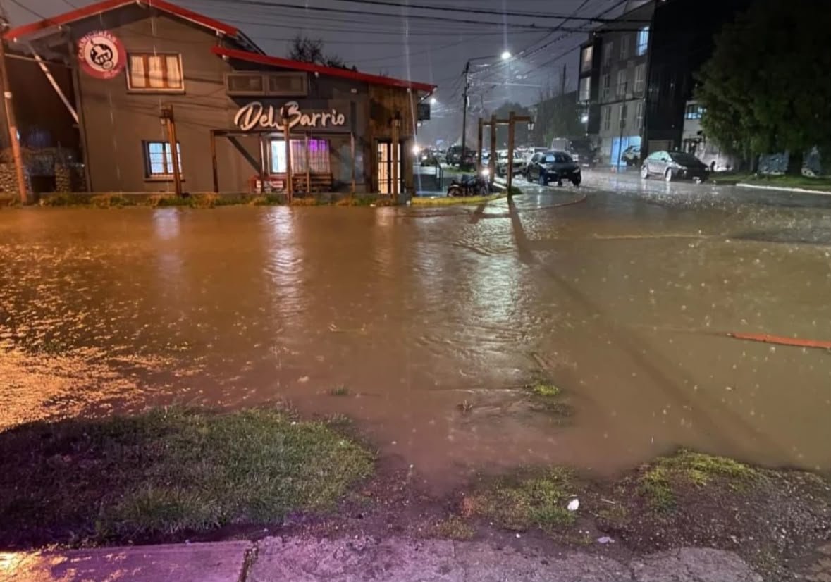 Bariloche declaró la Emergencia Climática por alerta roja y lluvias intensas