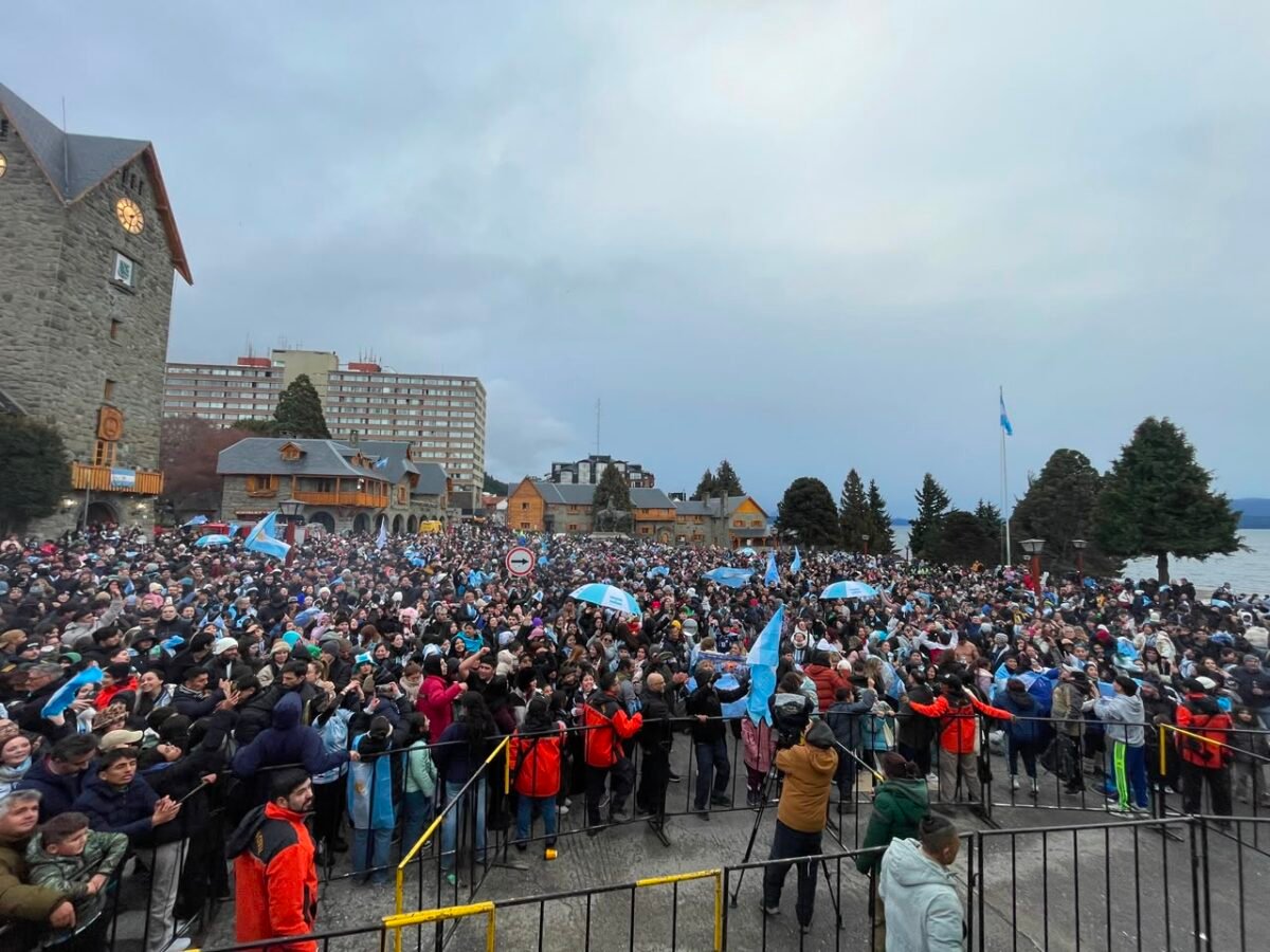 Bariloche despliega un operativo especial para la final: habrá cortes de calle, prohibición de alcohol y protección al hospital