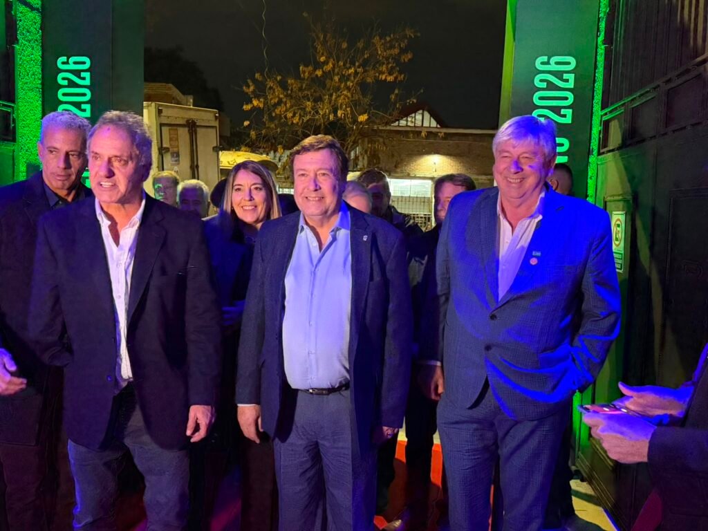 Bariloche presentó nueva excursión a Isla Huemul en el lanzamiento de la temporada de invierno 2026
