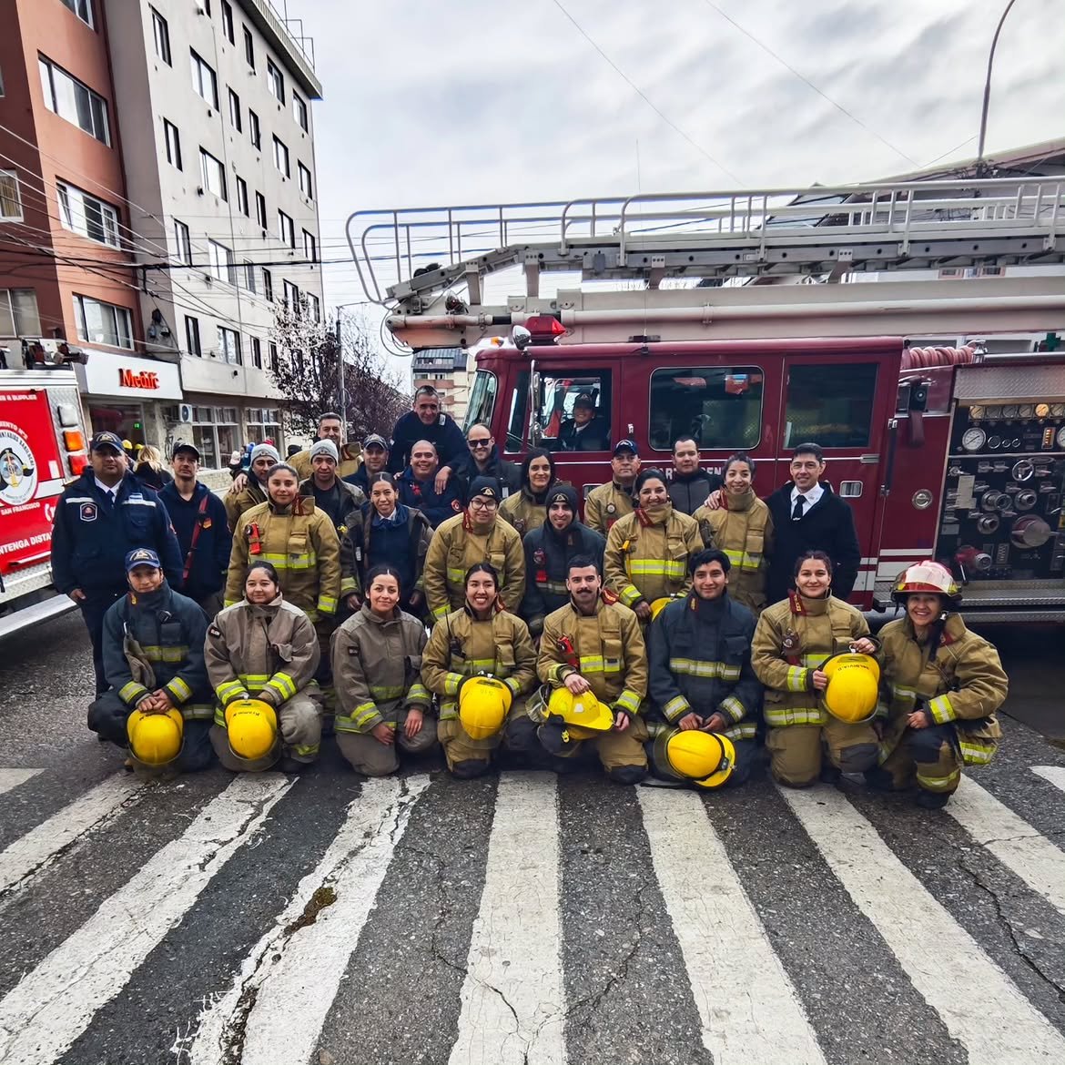 Bomberos Voluntarios de Bariloche se suman al "sirenazo" nacional por demoras en fondos
