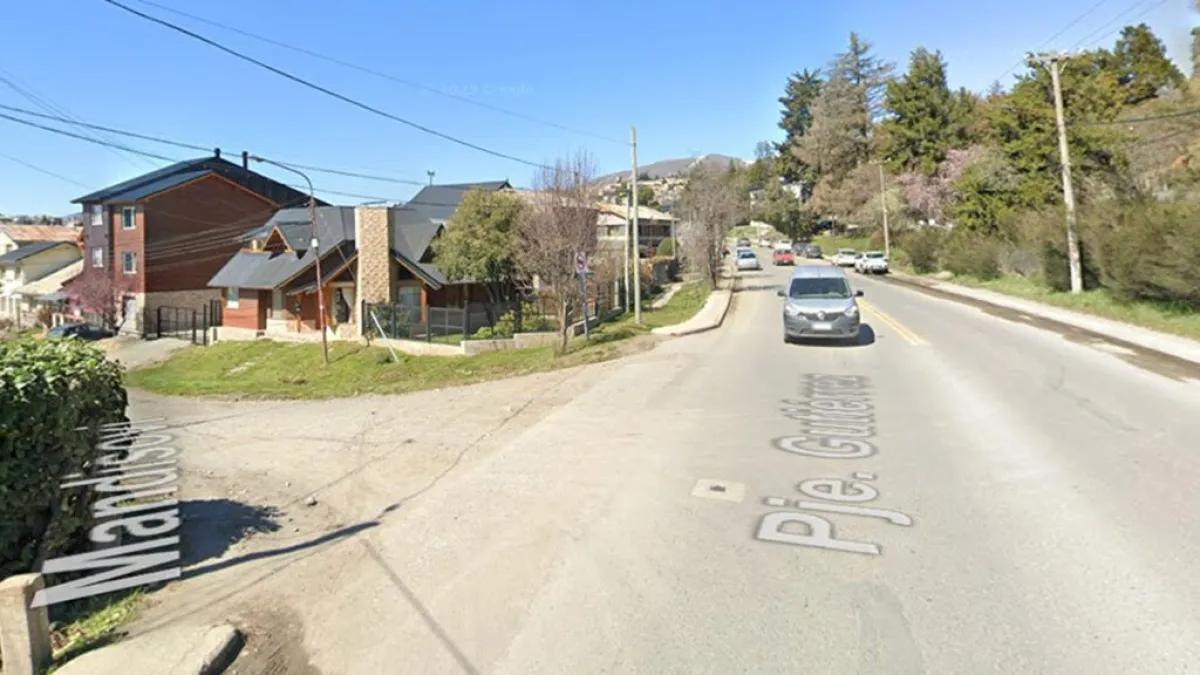 Comienzan trabajos de bacheo y mejoras peatonales en Brown y Pasaje Gutiérrez