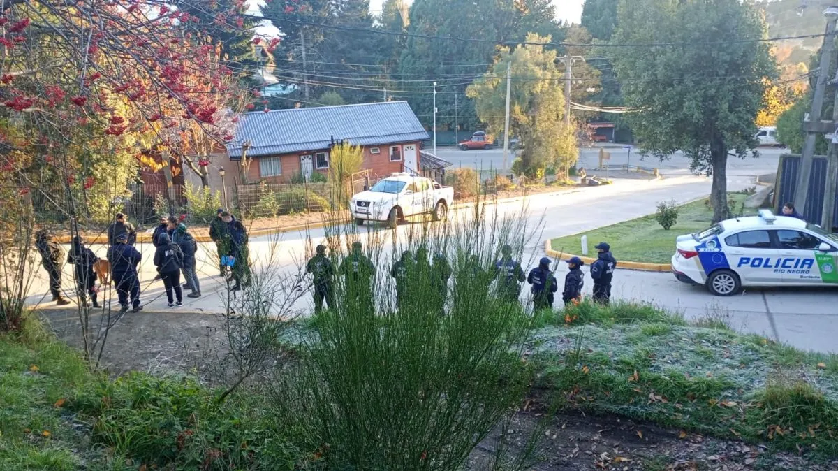 Continúa con refuerzos la búsqueda de Analía Corte, desaparecida en Bariloche desde el viernes