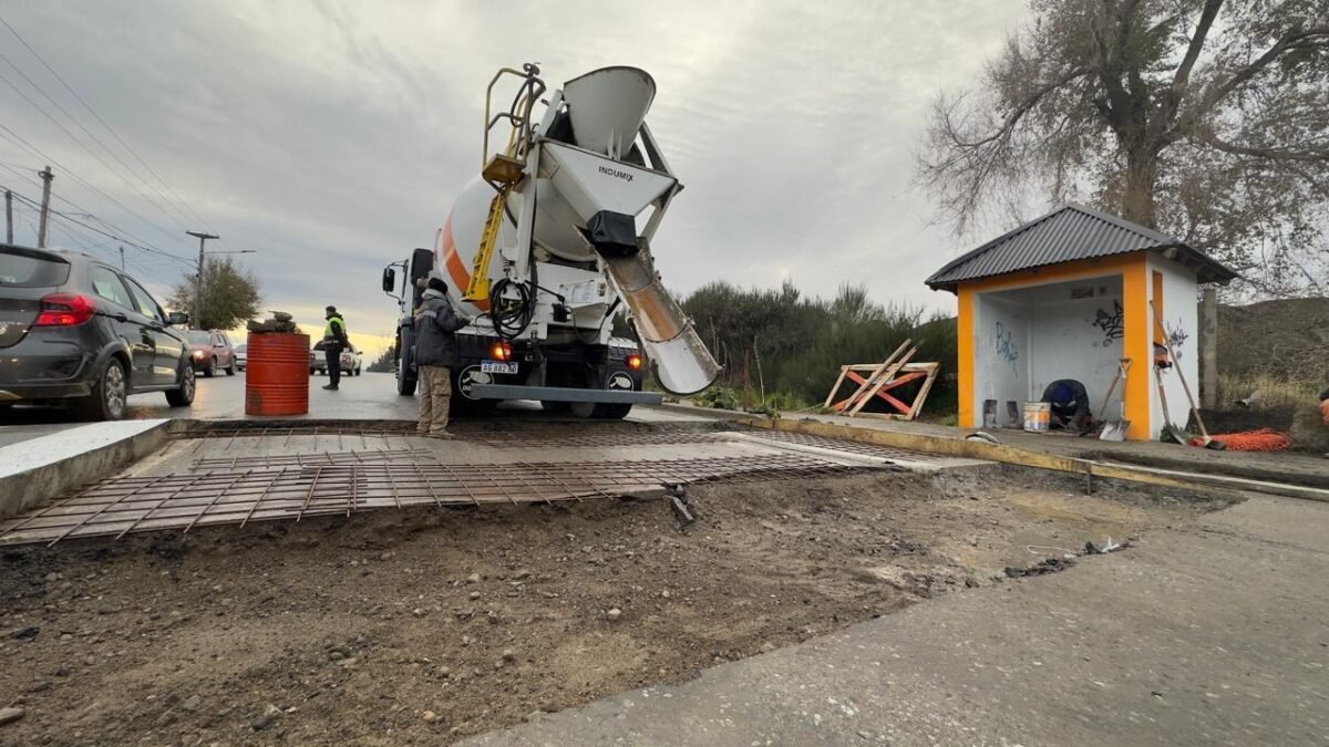 Continúan las obras en Pasaje Gutiérrez con nuevos cruces peatonales elevados