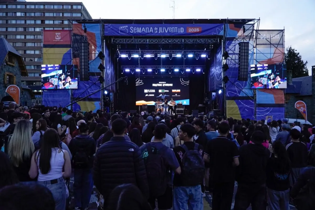 Convocan a delegados de colegios para organizar la Semana de la Juventud 2026