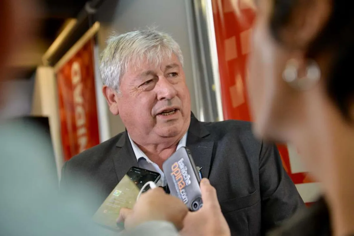 Cortés confirmó la compra de 6 vehículos para la futura Policía Municipal