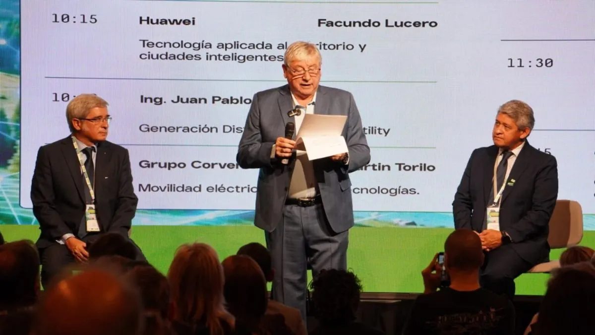Cortés inauguró la Expo Bariloche Smart City y llamó a construir una ciudad más moderna e inteligente