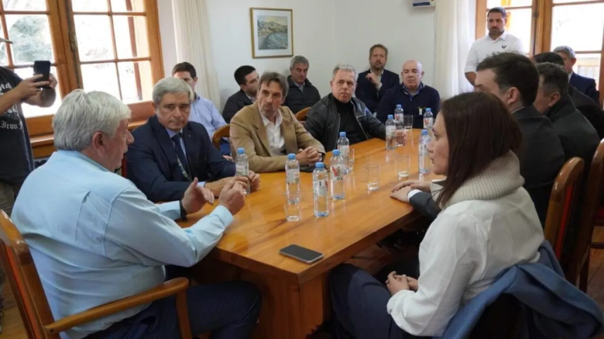 Cortés recibió a empresarios tecnológicos internacionales en el Centro Cívico