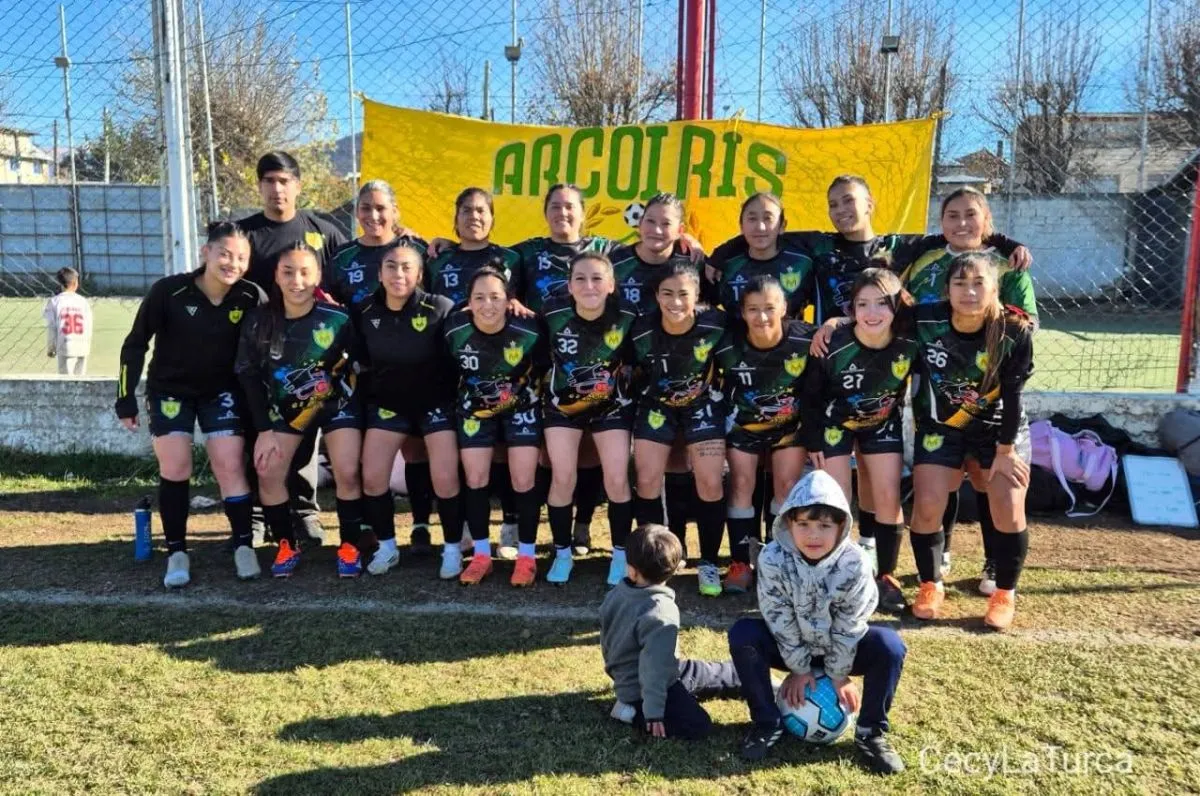 Cruz del Sur y Arco Iris disputarán la final del fútbol femenino de LIFUBA