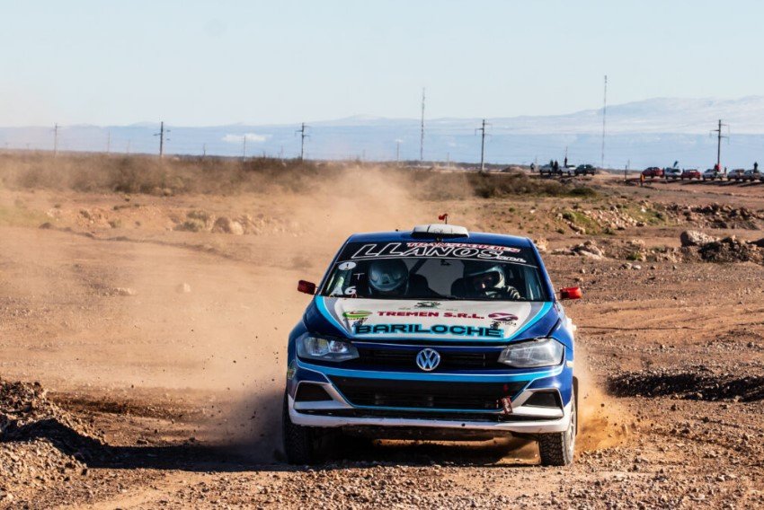 Daniel Llanos logró su décima victoria consecutiva en el Rally Neuquino