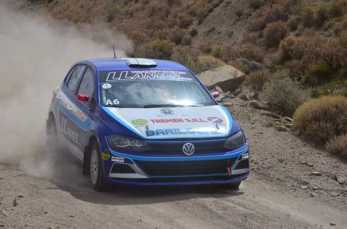 Daniel Llanos sumó su noveno triunfo consecutivo en el Rally Neuquino con doble victoria en Chos Malal