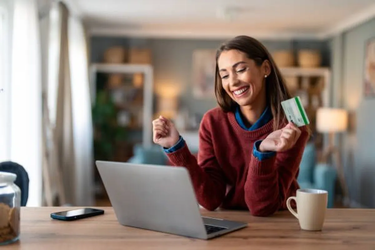 Del mostrador a la pantalla: por qué cada vez más comercios suman tiendas online