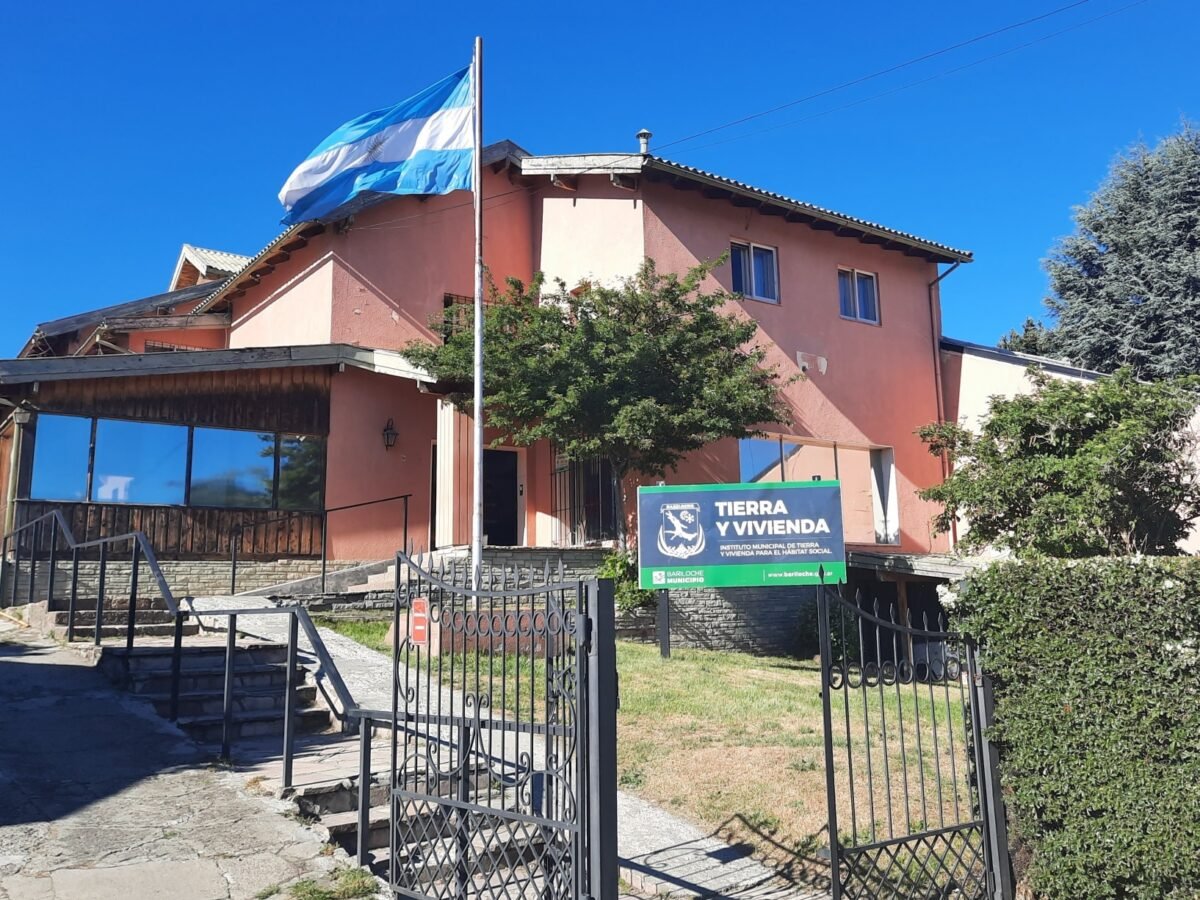 Denuncian que el Municipio no ejecuta millones destinados a barrios populares