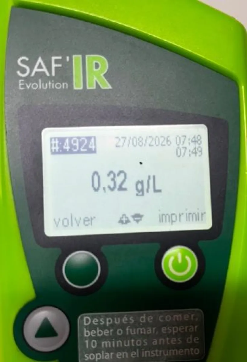 Desafectaron a un chofer de larga distancia que dio 0,32 g/L de alcohol en la terminal de Bariloche