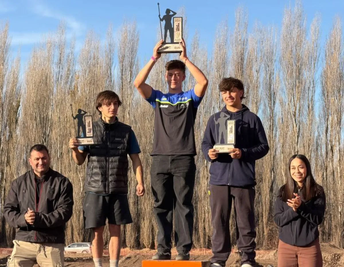 Destacada actuación barilochense en el motocross: cuatro podios en Villa Regina