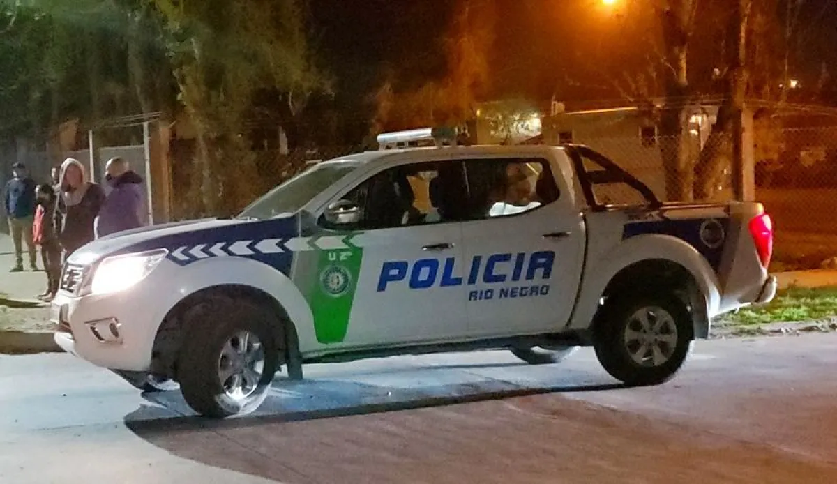 Detuvieron a un hombre de 33 años acusado de romper vidrieras en el centro de Bariloche