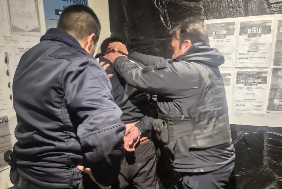 Detuvieron a un hombre tras una persecución por robo con arma en el barrio Jardín Botánico