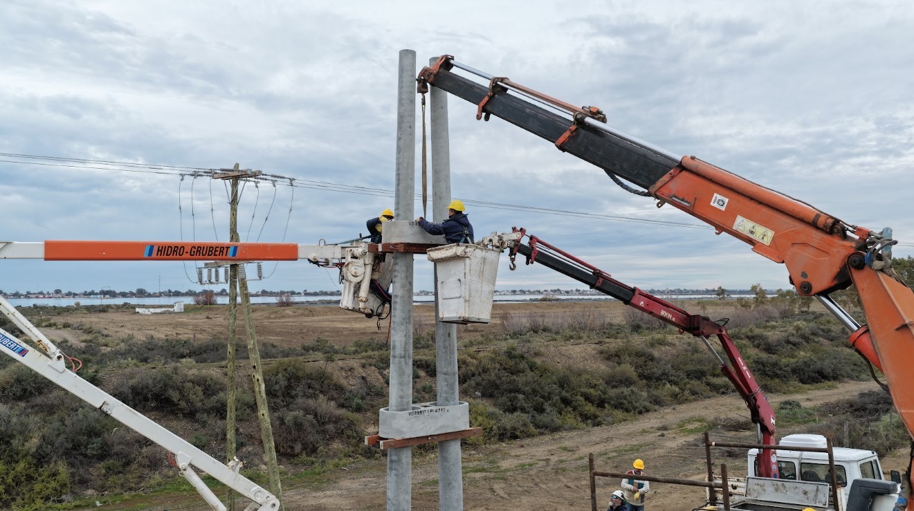 EdERSA invierte más de 1.100 millones de pesos para mejorar el servicio eléctrico en San Antonio Oeste