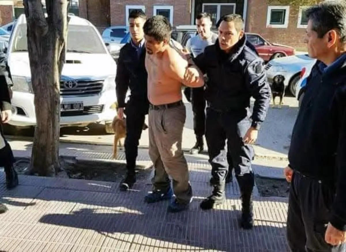 El acusado por el crimen del comerciante tenía orden de captura vigente desde febrero