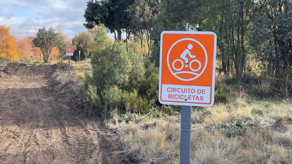 El barrio Las Victorias estrena circuito recreativo para caminatas y ciclismo