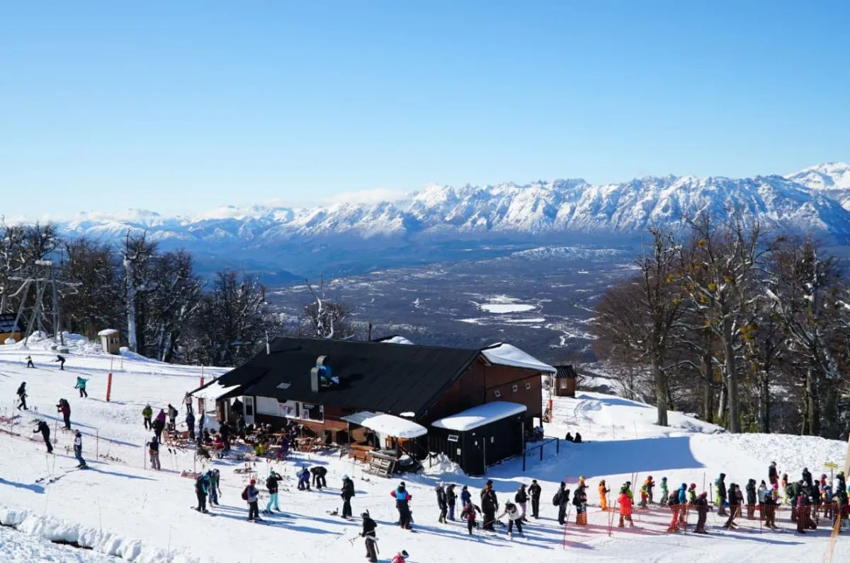 El Bolsón disfruta de una temporada invernal con abundante nieve y variada oferta turística