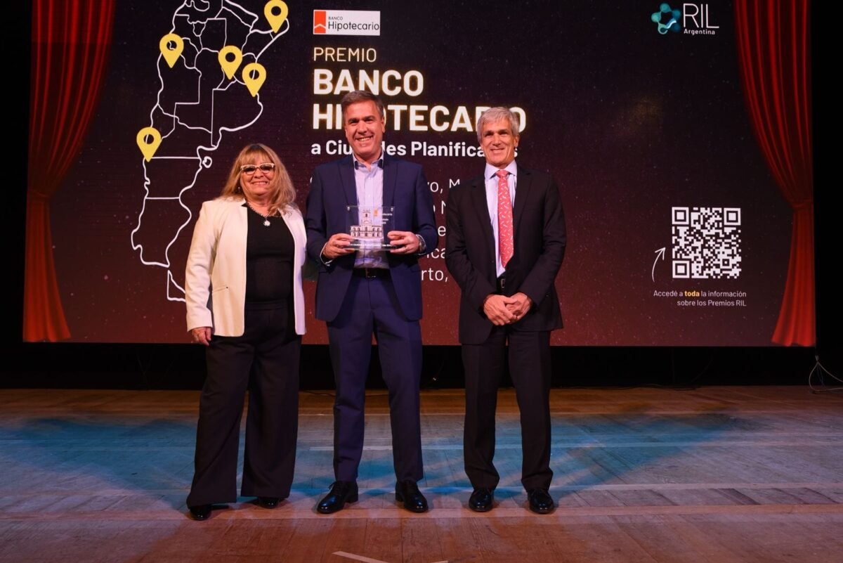 El Bolsón recibió el Premio RIL – Banco Hipotecario por "Ciudades Planificadas"