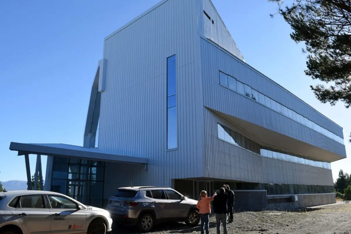 El campus de la UNRN en Bariloche podría estar terminado entre octubre y noviembre
