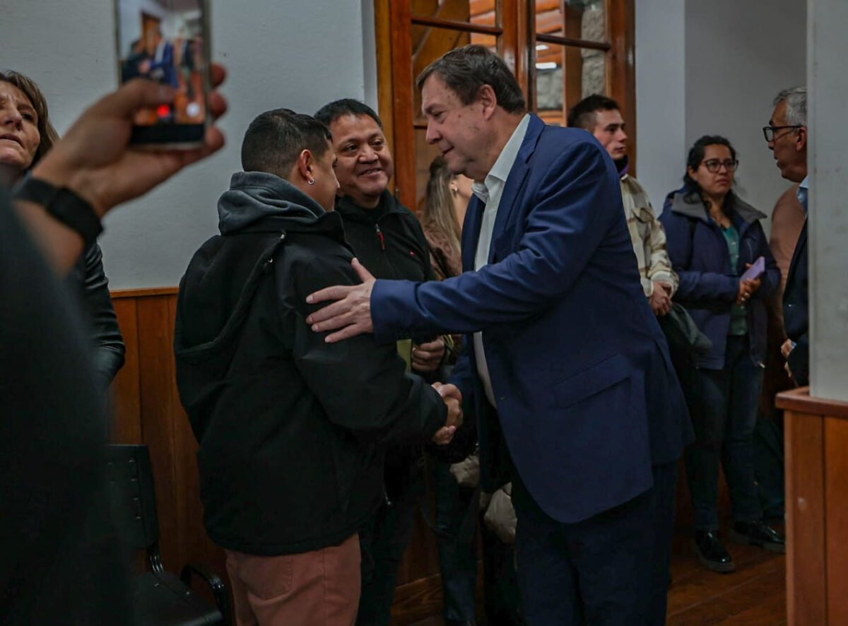 El Gobierno provincial y el Municipio firmaron convenio para capacitar empleados municipales