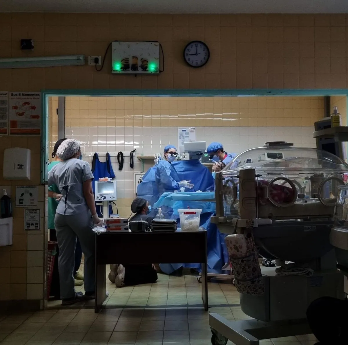 El Hospital Zonal realizó con éxito una cirugía neonatal de alta complejidad en Bariloche