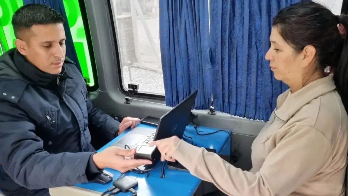 El Registro Civil Móvil realizó 314 trámites de DNI en el barrio 106 Viviendas