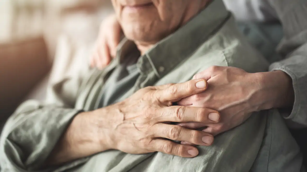 Especialista advierte sobre la importancia de no naturalizar los cambios cognitivos por la edad