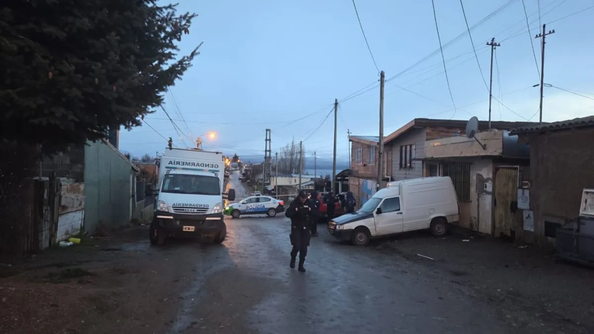 Extendieron la prisión preventiva del policía acusado de femicidio en barrio Lera