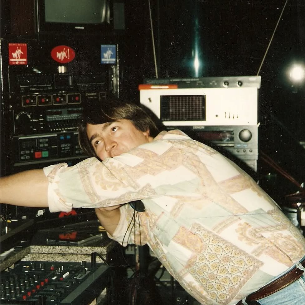 Falleció Sergio Segade, histórico DJ que marcó la noche barilochense