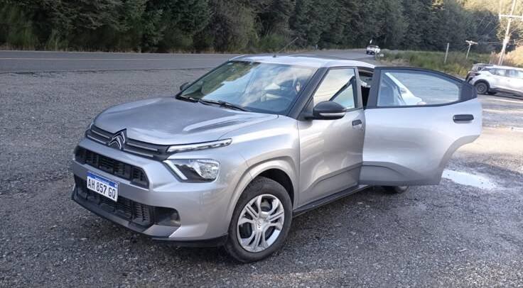 Familia tucumana denunció el robo de tres mochilas de su auto alquilado en pleno centro