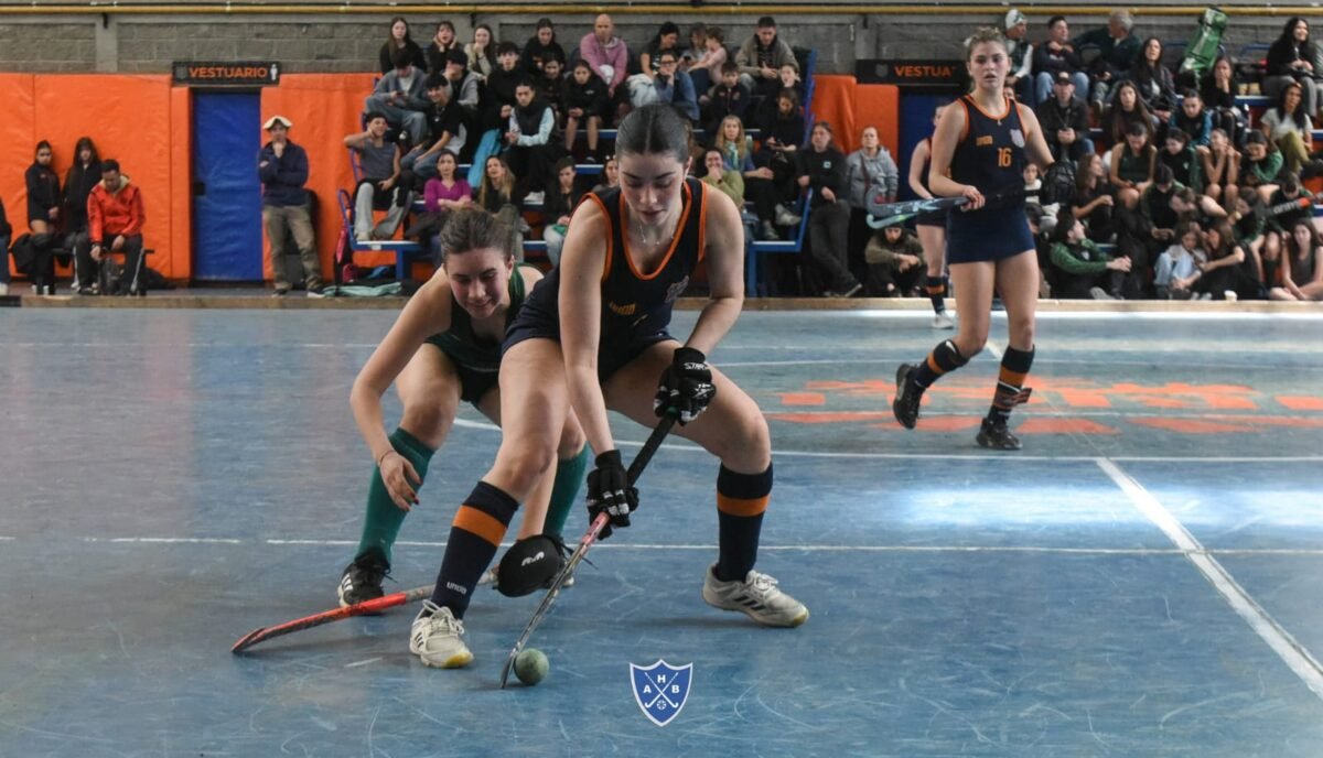 Fin de semana intenso de hockey sobre patines en San Esteban y Vuriclub