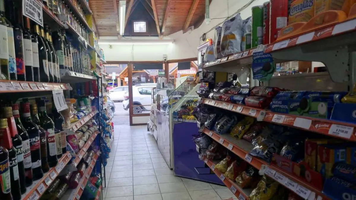 FOGARIO financió mejoras edilicias en un histórico autoservicio de Bariloche