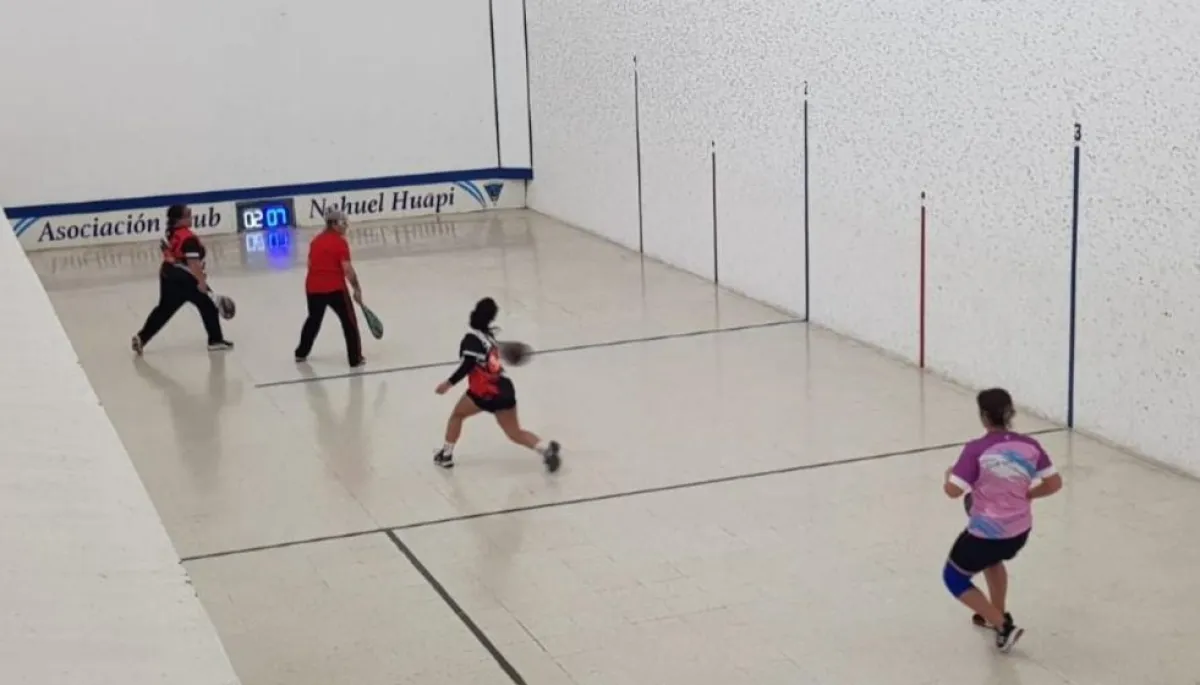 Gran cierre del Torneo Interno de Pelota Paleta del Club Nahuel Huapi con destacada participación de Jacobacci
