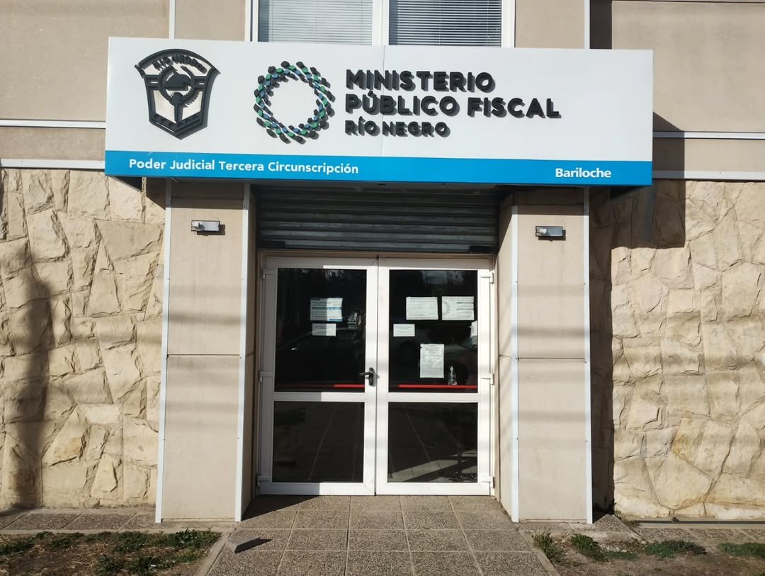 Imputaron a un hombre por irrumpir en la casa de su expareja y agredirla en barrio Unión