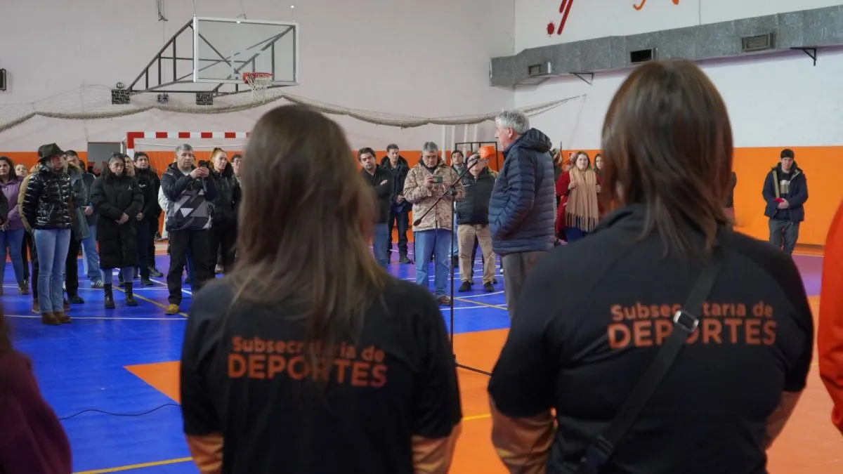 Inauguraron el nuevo piso del Gimnasio Municipal N° 2 con inversión municipal