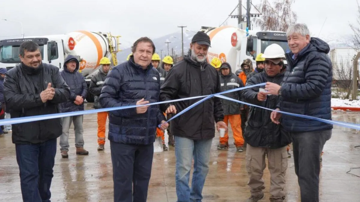 Inauguraron el primer tramo de la pavimentación de la Colectora Sur