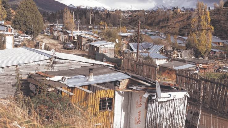 La deuda de casi $4.000 millones de la CEB con el Municipio proviene de los tableros comunitarios en barrios populares
