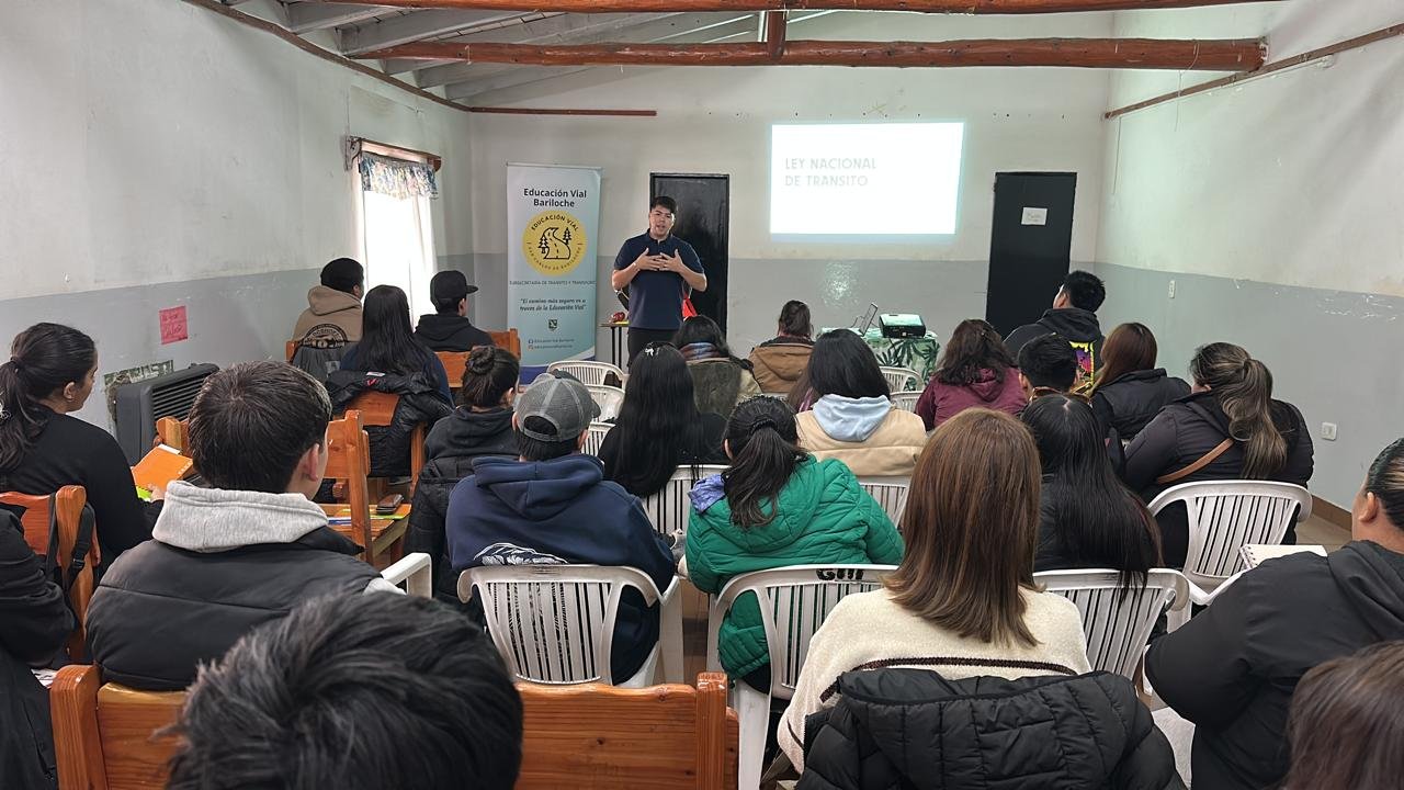 La Municipalidad capacitó a 40 vecinos de Las Quintas en seguridad vial