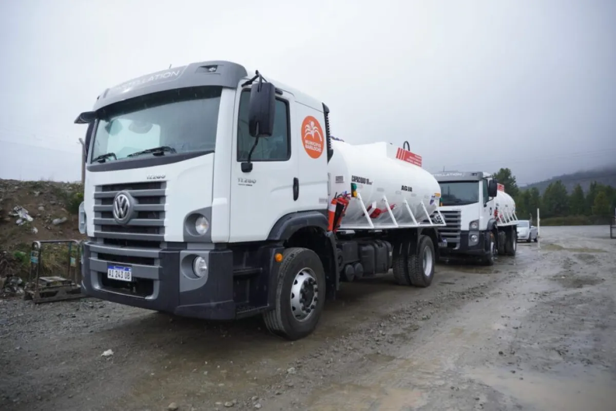 La Municipalidad incorporó dos camiones aguateros para reforzar la respuesta ante emergencias