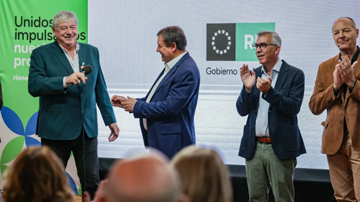 La Provincia entregó $782 millones para la construcción del puente Wiederhold