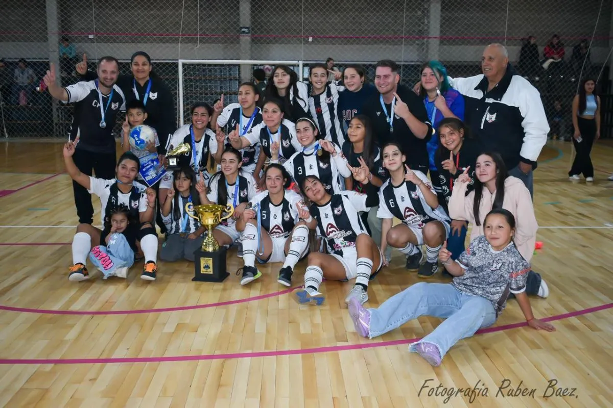 Las 'Lunáticas' de Luna Park se consagraron campeonas del futsal femenino tras vencer 3-2 a CAB 16